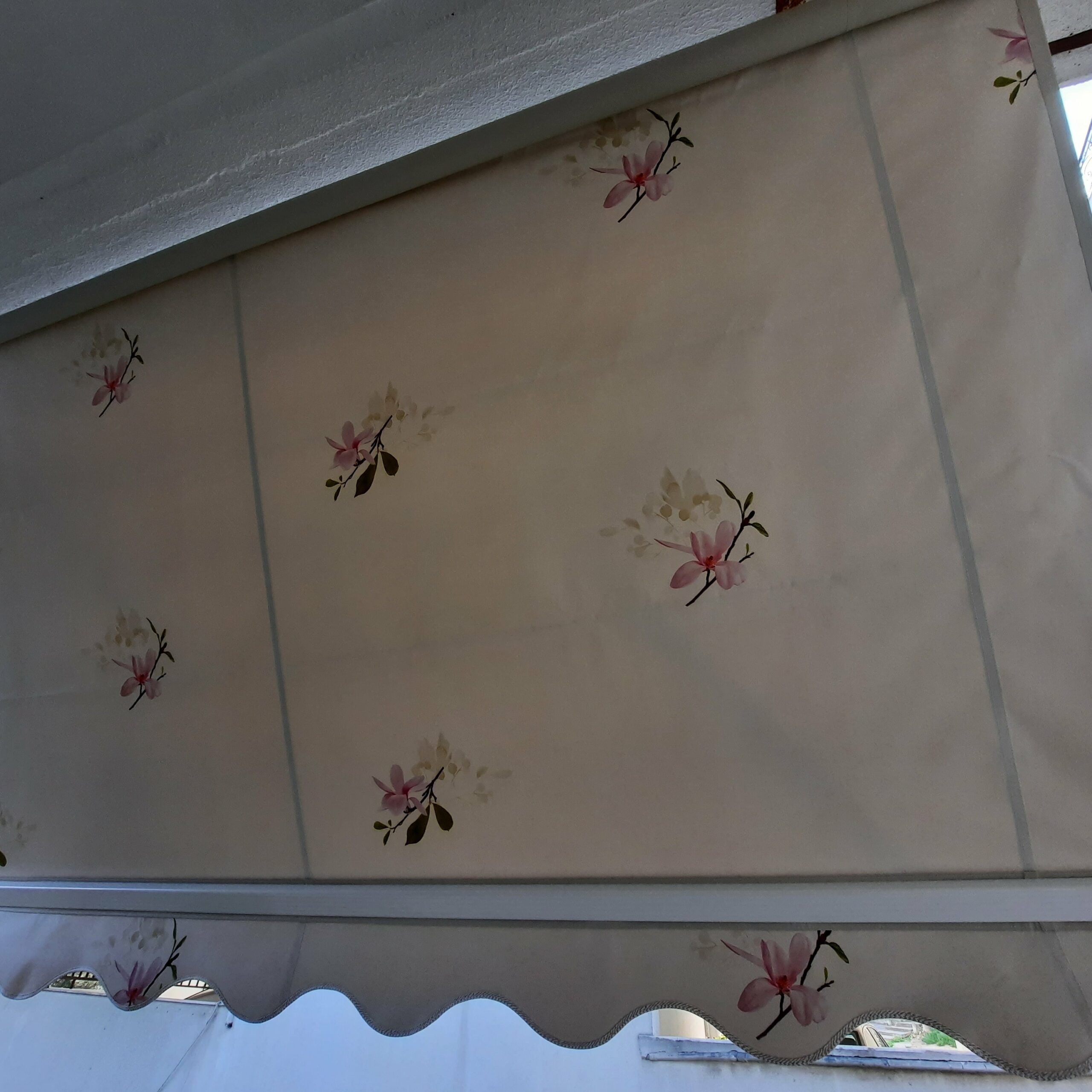 ΤεντοPlanet | Τέντες, Πέργκολες, Ζελατίνες, Καποτίνες | Υφασμάτινες, Μεταλλικές, Ηλεκτροκίνητες | Τοποθέτηση, Επισκευή, Συντήρηση | Θεσσαλονίκη | Tentoplanet.gr