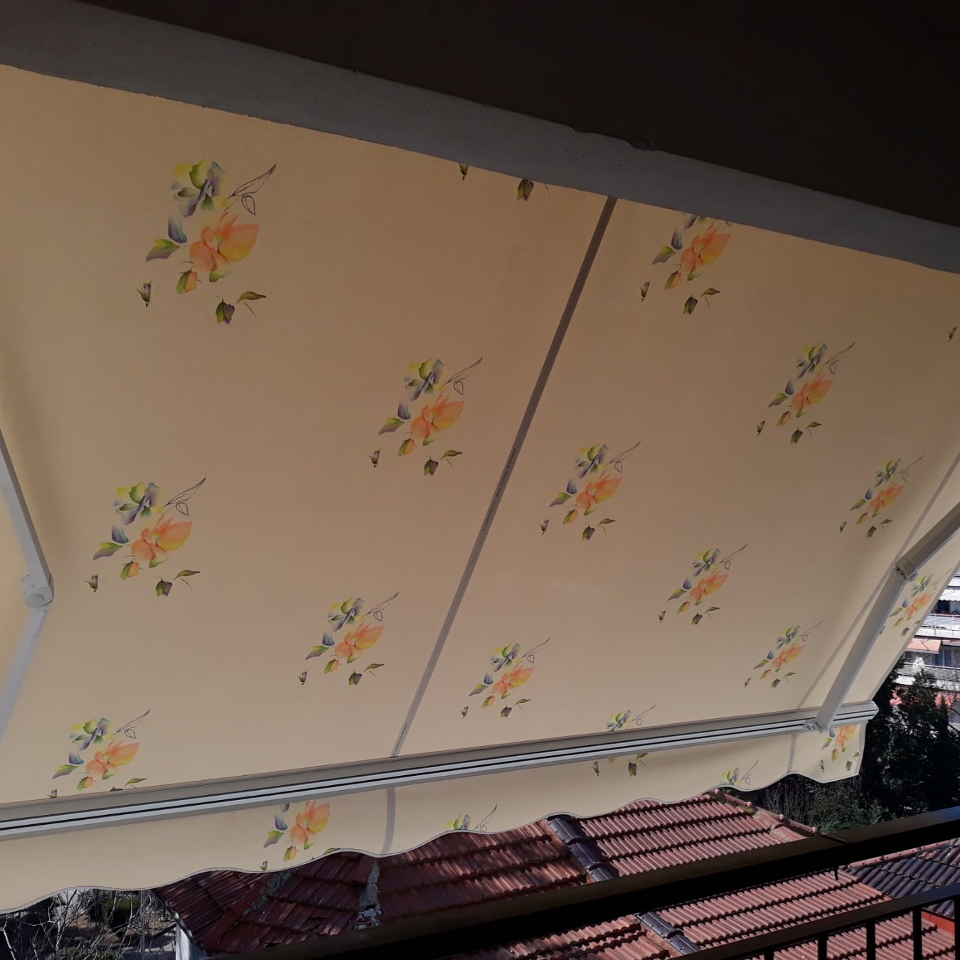 ΤεντοPlanet | Τέντες, Πέργκολες, Ζελατίνες, Καποτίνες | Υφασμάτινες, Μεταλλικές, Ηλεκτροκίνητες | Τοποθέτηση, Επισκευή, Συντήρηση | Θεσσαλονίκη | Tentoplanet.gr