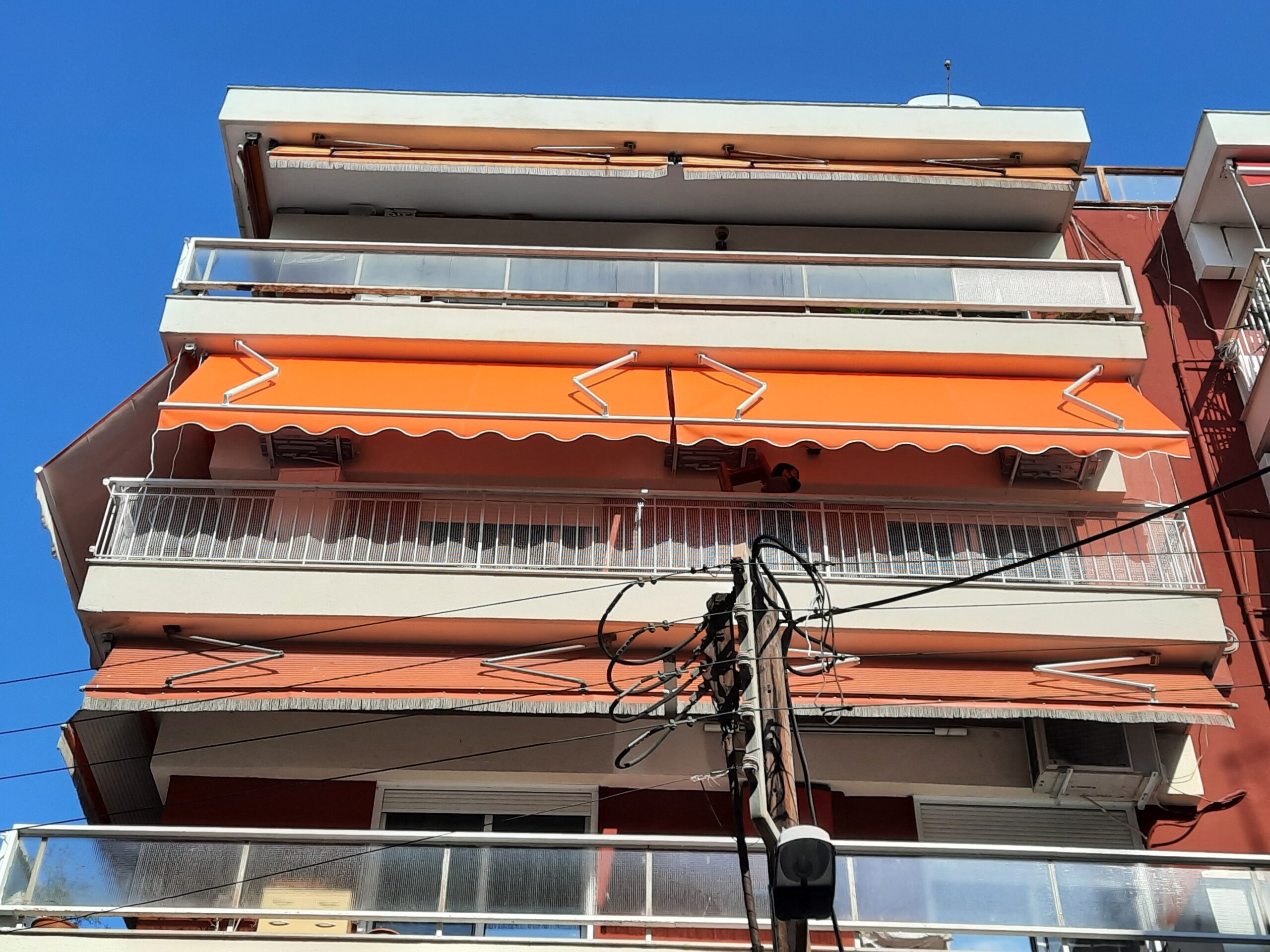 ΤεντοPlanet | Τέντες, Πέργκολες, Ζελατίνες, Καποτίνες | Υφασμάτινες, Μεταλλικές, Ηλεκτροκίνητες | Τοποθέτηση, Επισκευή, Συντήρηση | Θεσσαλονίκη | Tentoplanet.gr