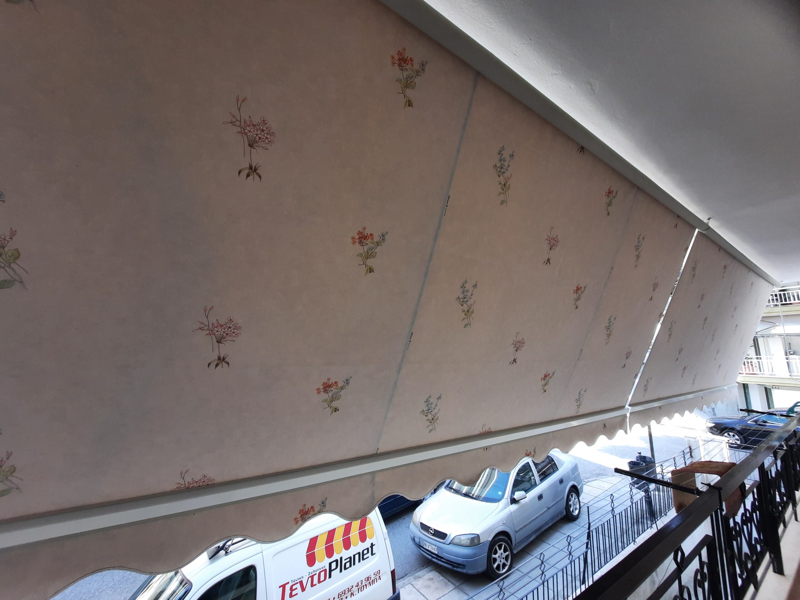 ΤεντοPlanet | Τέντες, Πέργκολες, Ζελατίνες, Καποτίνες | Υφασμάτινες, Μεταλλικές, Ηλεκτροκίνητες | Τοποθέτηση, Επισκευή, Συντήρηση | Θεσσαλονίκη | Tentoplanet.gr