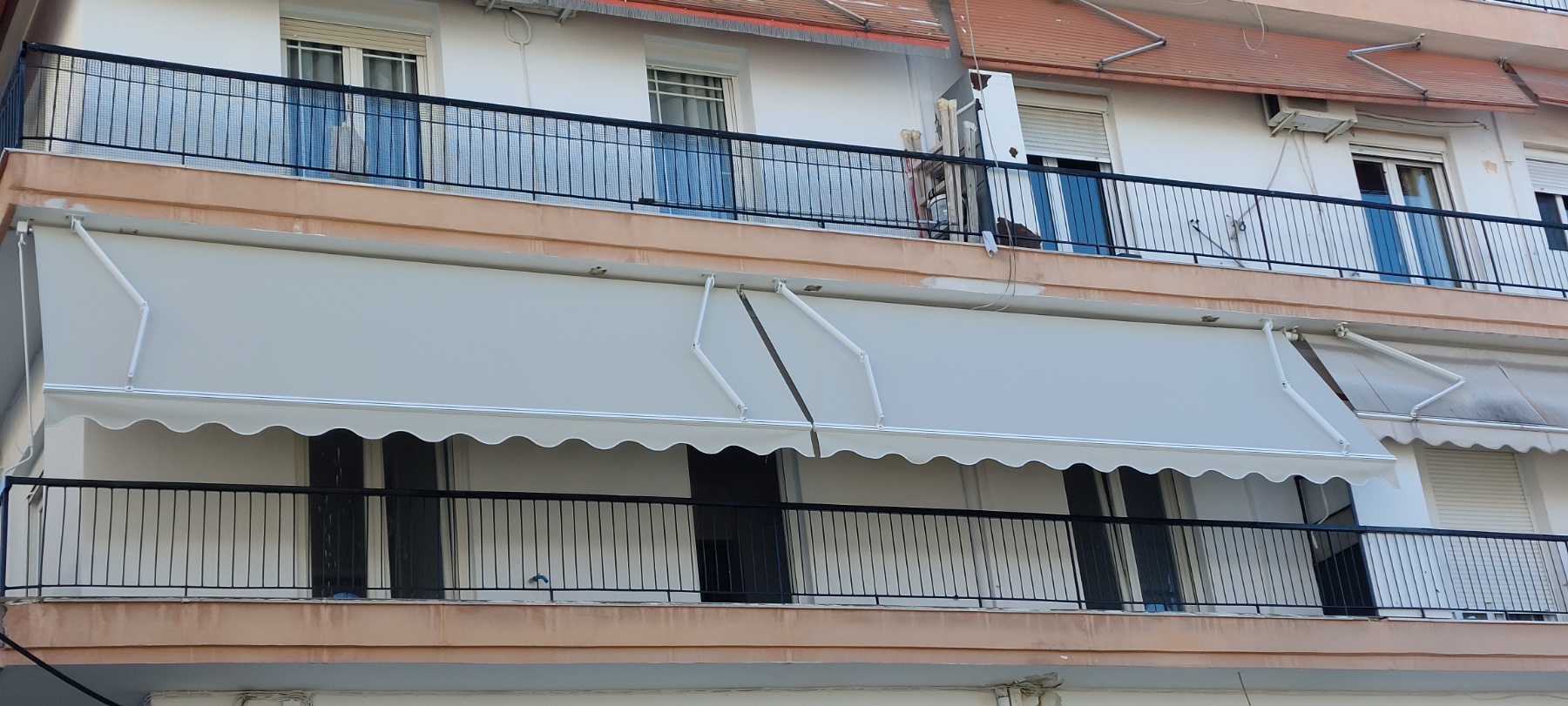 ΤεντοPlanet | Τέντες, Πέργκολες, Ζελατίνες, Καποτίνες | Υφασμάτινες, Μεταλλικές, Ηλεκτροκίνητες | Τοποθέτηση, Επισκευή, Συντήρηση | Θεσσαλονίκη | Tentoplanet.gr