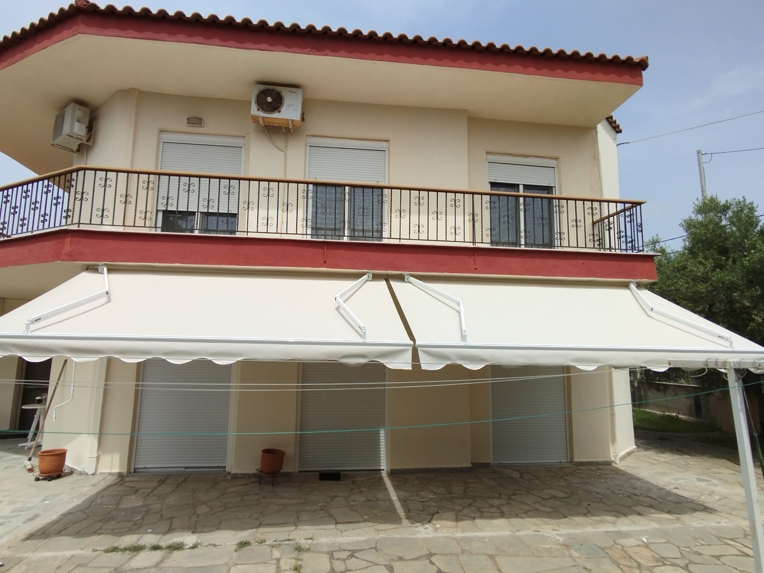 ΤεντοPlanet | Τέντες, Πέργκολες, Ζελατίνες, Καποτίνες | Υφασμάτινες, Μεταλλικές, Ηλεκτροκίνητες | Τοποθέτηση, Επισκευή, Συντήρηση | Θεσσαλονίκη | Tentoplanet.gr