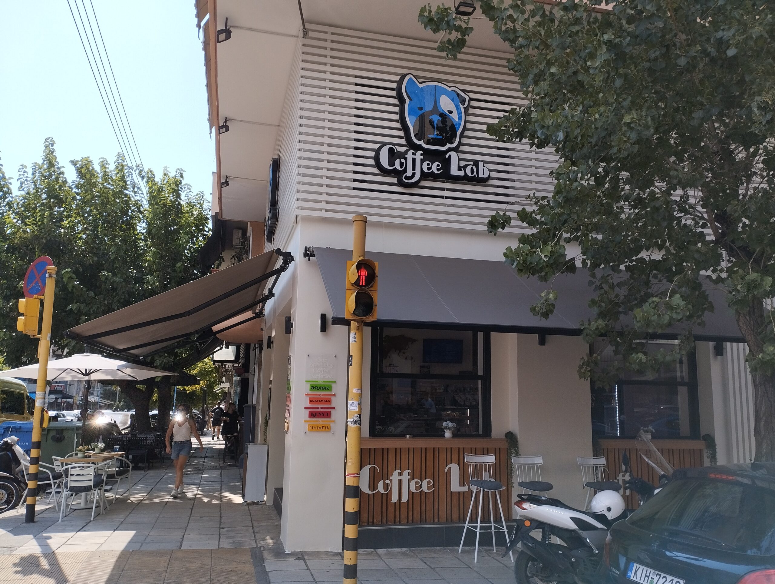 ΤεντοPlanet | Τέντες, Πέργκολες, Ζελατίνες, Καποτίνες | Υφασμάτινες, Μεταλλικές, Ηλεκτροκίνητες | Τοποθέτηση, Επισκευή, Συντήρηση | Θεσσαλονίκη | Tentoplanet.gr