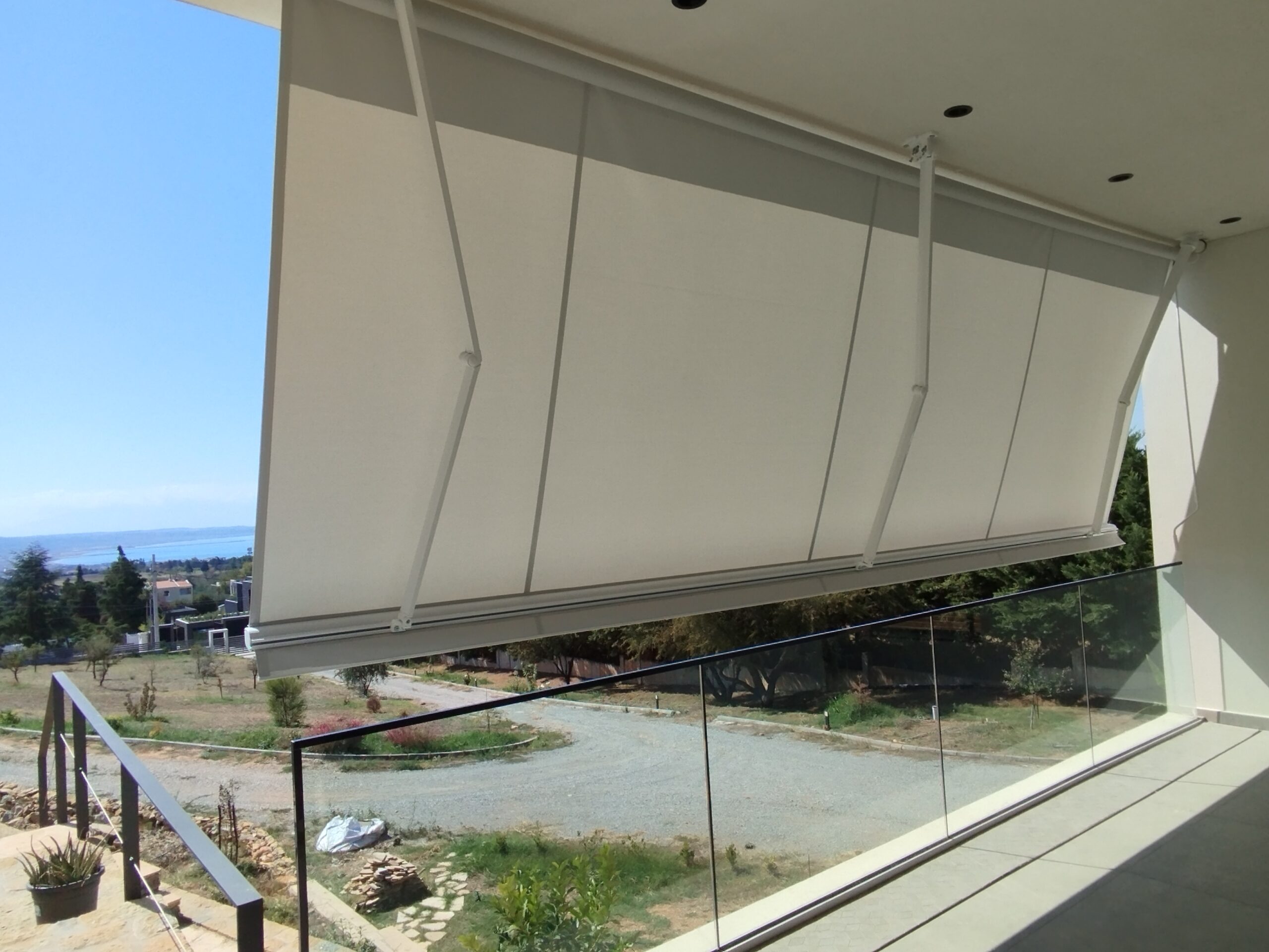 ΤεντοPlanet | Τέντες, Πέργκολες, Ζελατίνες, Καποτίνες | Υφασμάτινες, Μεταλλικές, Ηλεκτροκίνητες | Τοποθέτηση, Επισκευή, Συντήρηση | Θεσσαλονίκη | Tentoplanet.gr