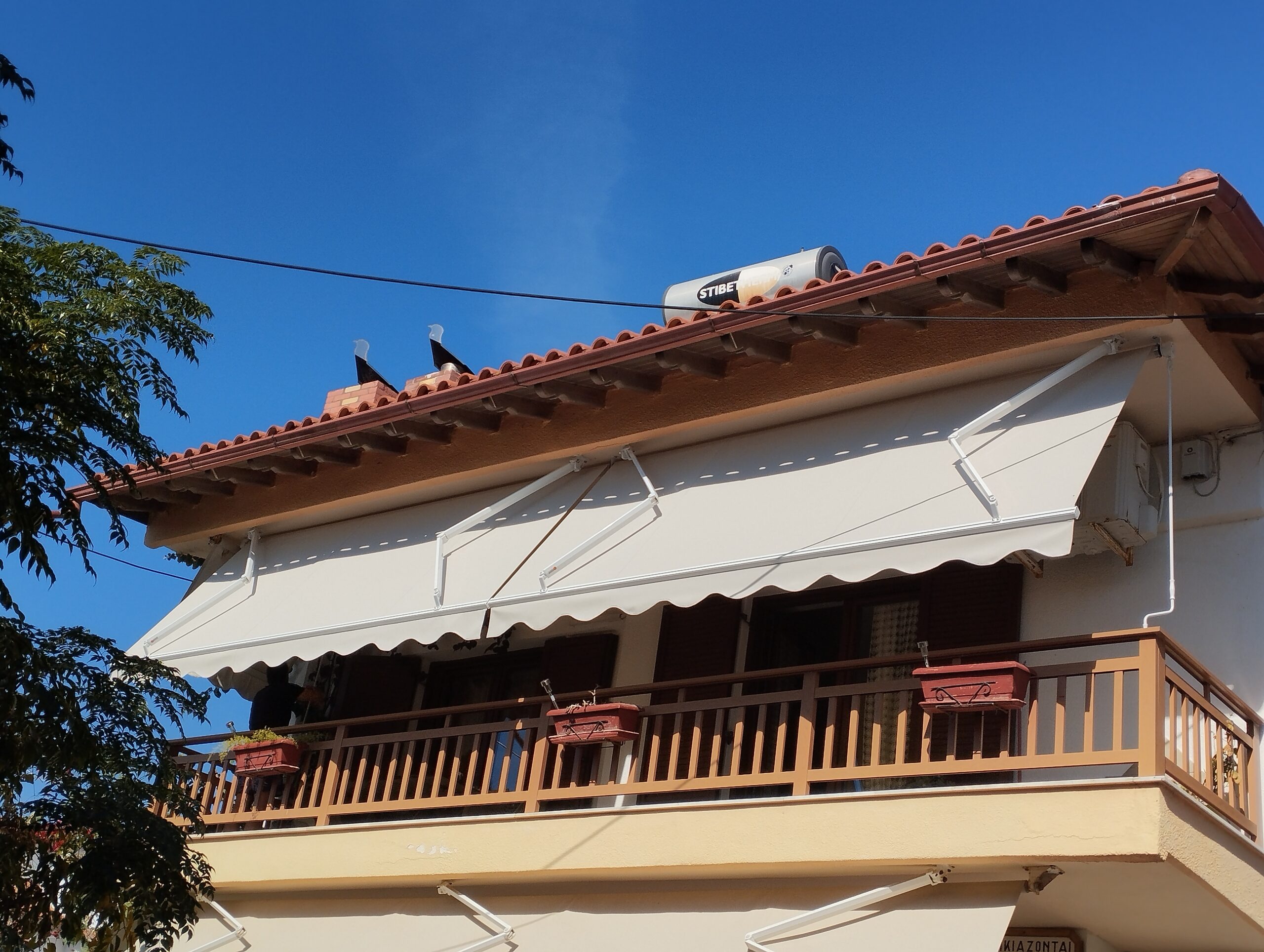 ΤεντοPlanet | Τέντες, Πέργκολες, Ζελατίνες, Καποτίνες | Υφασμάτινες, Μεταλλικές, Ηλεκτροκίνητες | Τοποθέτηση, Επισκευή, Συντήρηση | Θεσσαλονίκη | Tentoplanet.gr